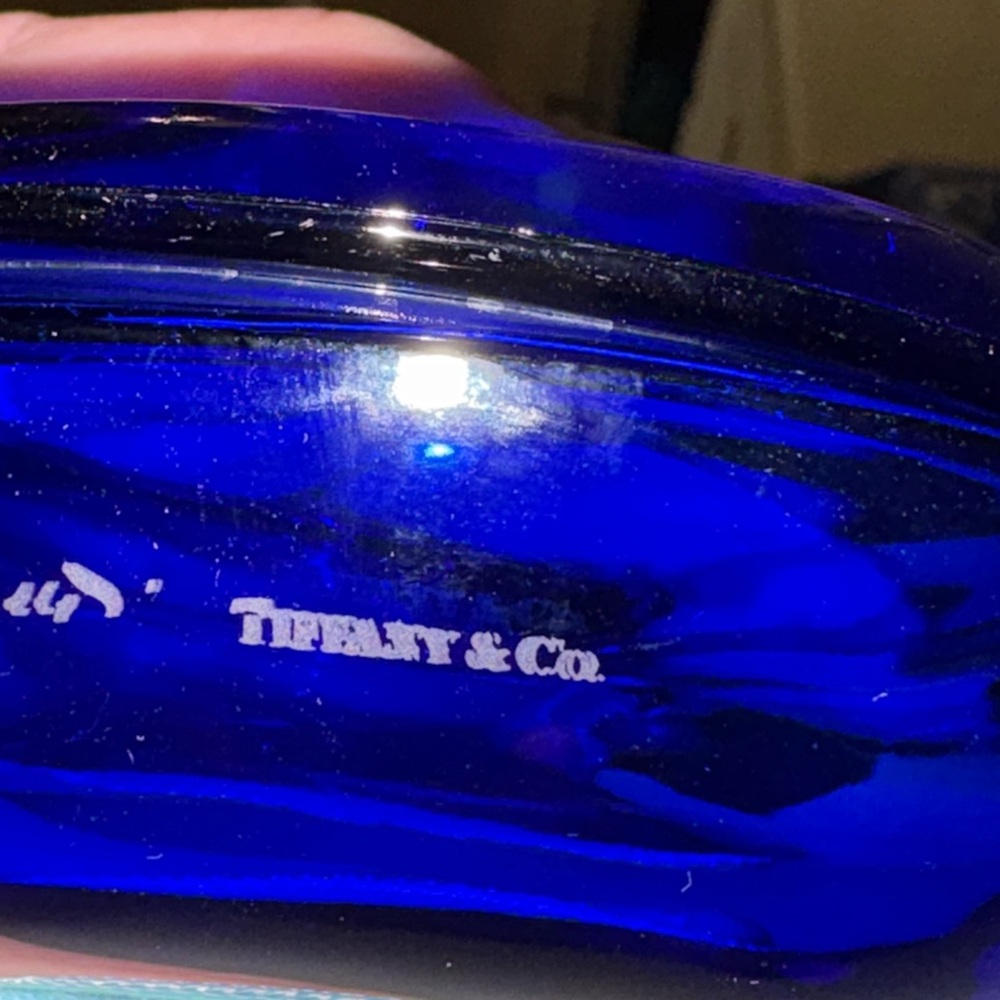 Elsa Peretti for Tiffany & Co. Cobalt Blue Glass Trinket Box - Picture 5 of 8